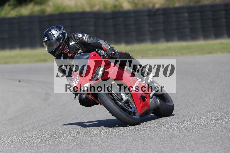 /Archiv-2025/49 26.08.2025 Cornu Master School ADR/gruen-vert/19